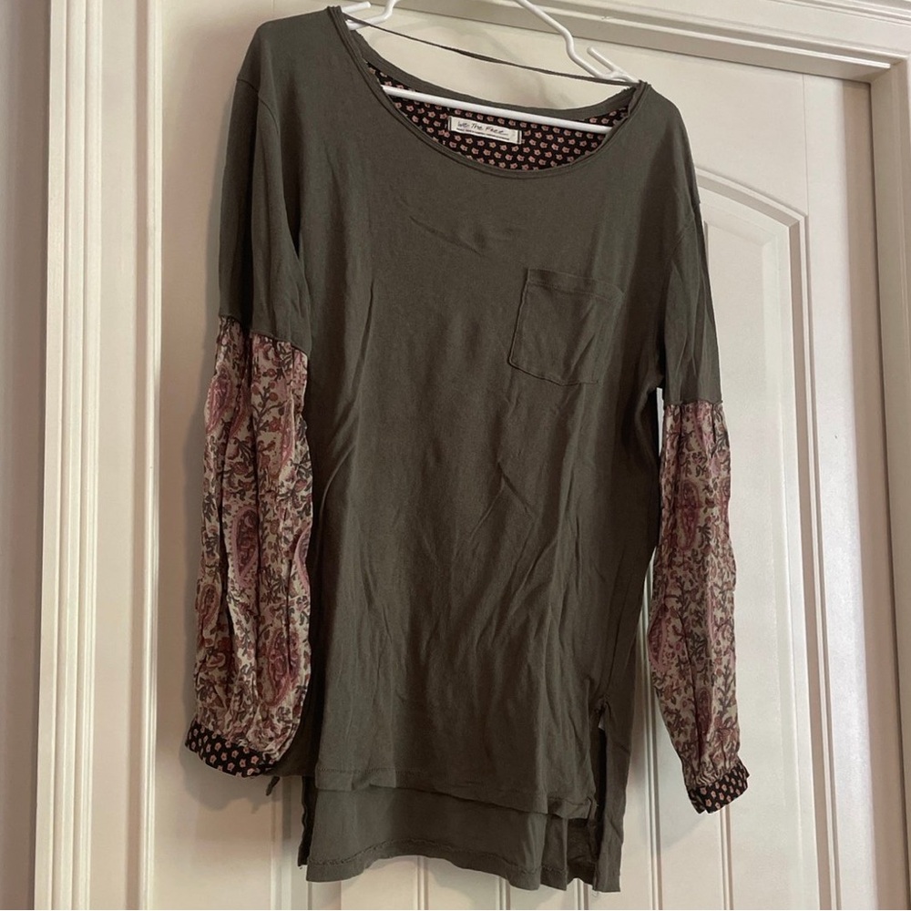 We The Free long sleeve blouse, jade printed sleeves